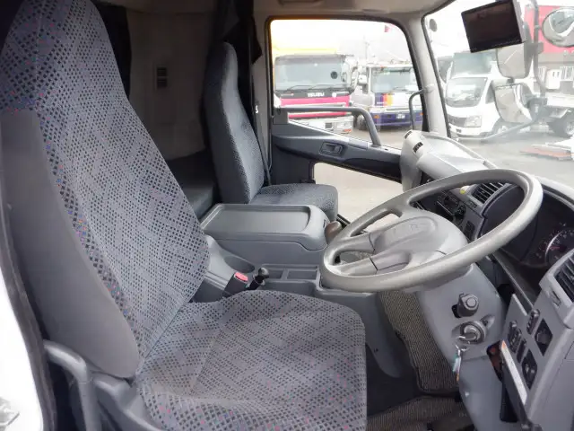 三菱 ファイター 中型/増トン 車両重機運搬 ラジコン ウインチの中古トラック画像9
