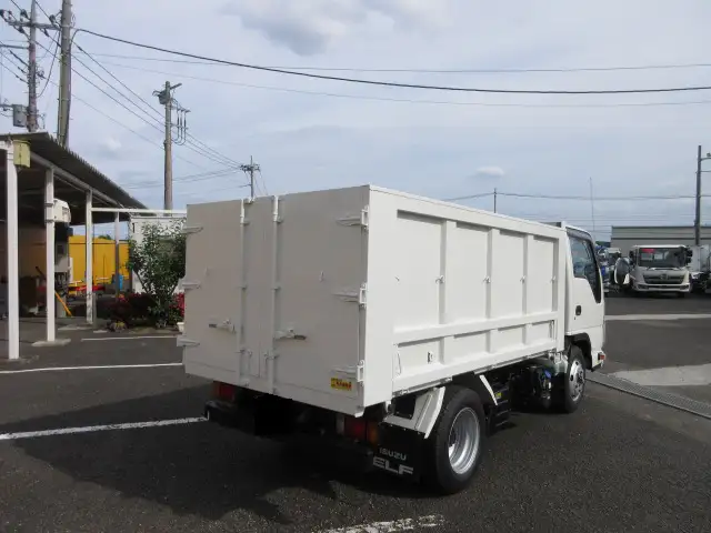 いすゞ エルフ 小型 ダンプ 土砂禁 ステンレス張りの中古トラック画像3