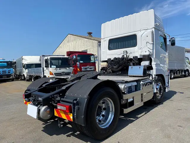 日産UD クオン 大型 トラクター ハイルーフ 1デフの中古トラック画像3