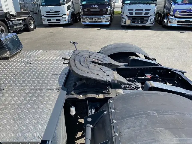 日産UD クオン 大型 トラクター ハイルーフ 1デフの中古トラック画像10