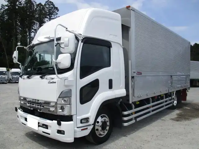 いすゞ フォワード 中型/増トン ウイング エアサス ベッドの中古トラック画像1