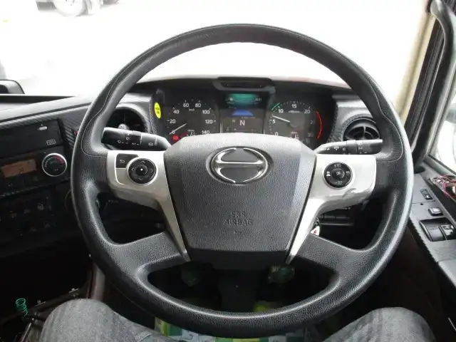 日野 プロフィア 大型 トラクター ハイルーフ 1デフの中古トラック画像9