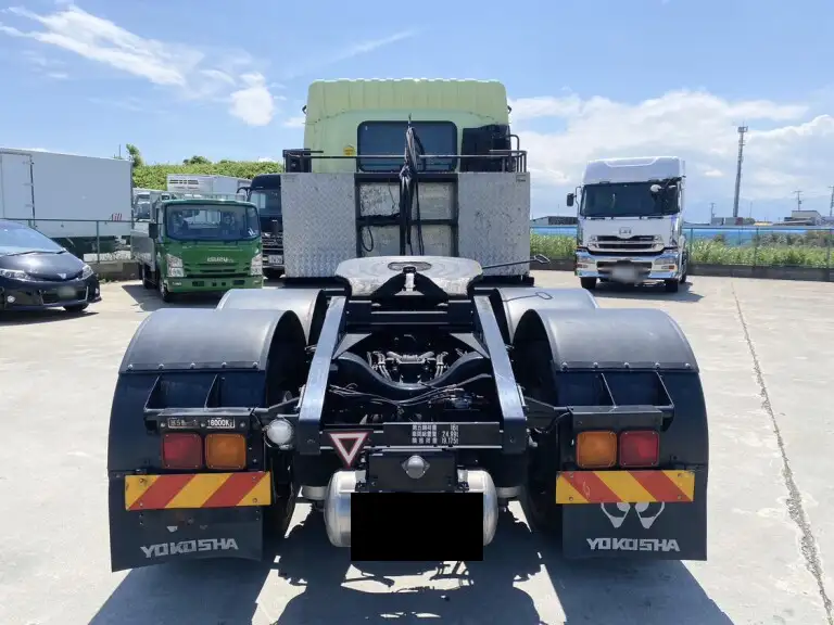 いすゞ ギガ 大型 トラクター ハイルーフ 2デフの中古トラック画像4