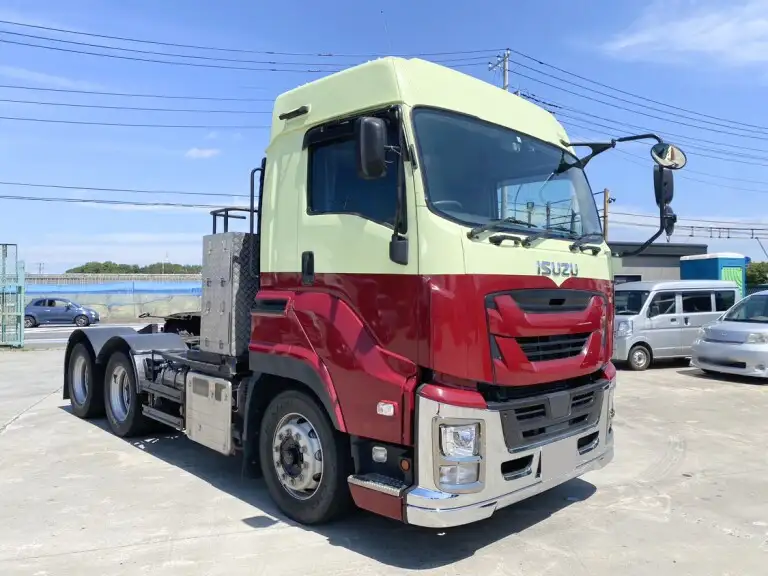 いすゞ ギガ 大型 トラクター 2DG-EXY52CK の中古トラック【車両 いすゞ ギガ 大型 トラクター 2DG-EXY52CK の中古トラック【車両
