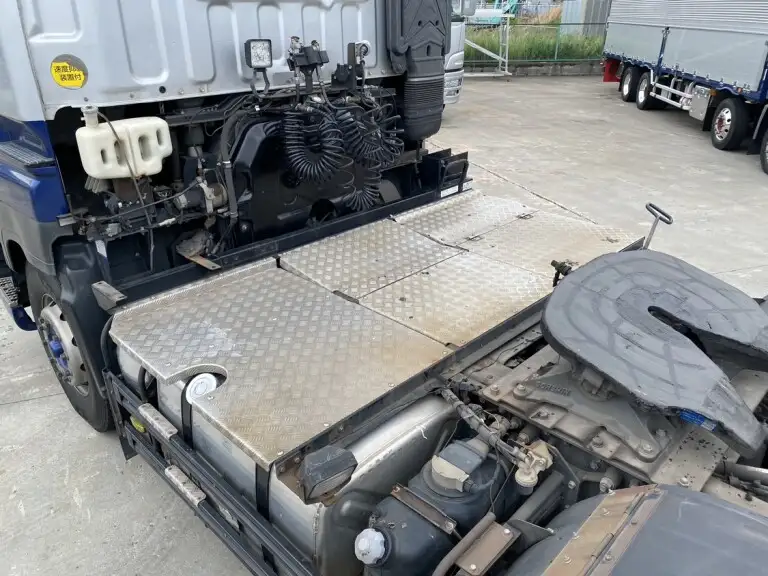 いすゞ ギガ 大型 トラクター ハイルーフ 1デフの中古トラック画像6