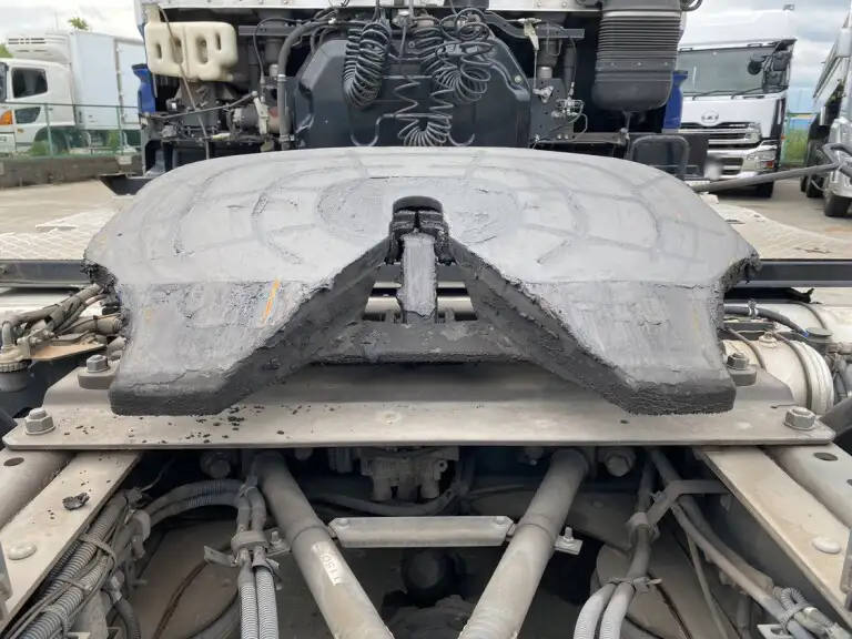 いすゞ ギガ 大型 トラクター ハイルーフ 1デフの中古トラック画像9