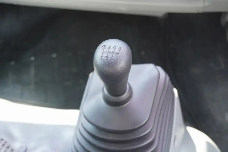 日野 デュトロ 小型 クレーン付 4段 ラジコンの中古トラック画像13