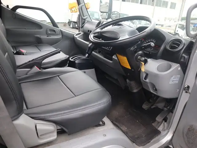 トヨタ ダイナ 小型 平ボディ アルミブロック TKG-XZU645の中古トラック画像11