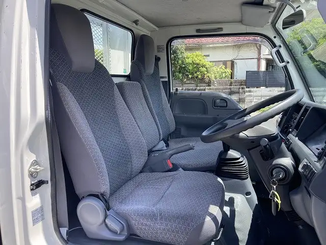 いすゞ エルフ 小型 平ボディ TRG-NKR85R H30の中古トラック画像6