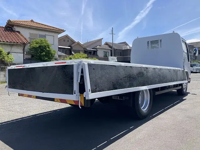 いすゞ エルフ 小型 平ボディ TRG-NKR85R H30の中古トラック画像4