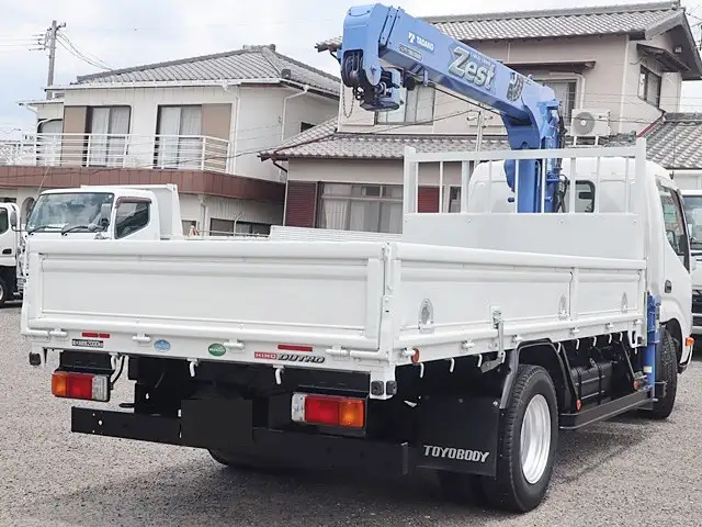 日野 デュトロ 小型 クレーン付 3段 ラジコンの中古トラック画像3