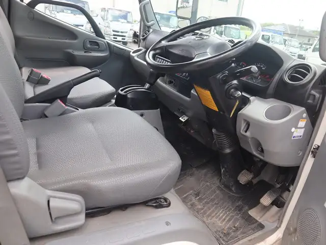 日野 デュトロ 小型 クレーン付 3段 ラジコンの中古トラック画像12