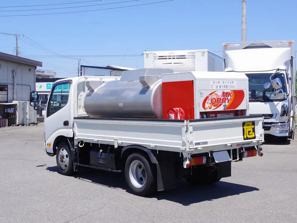 日野 デュトロ 小型 タンク車 ローリー 2KG-XZU675Mの中古トラック画像5