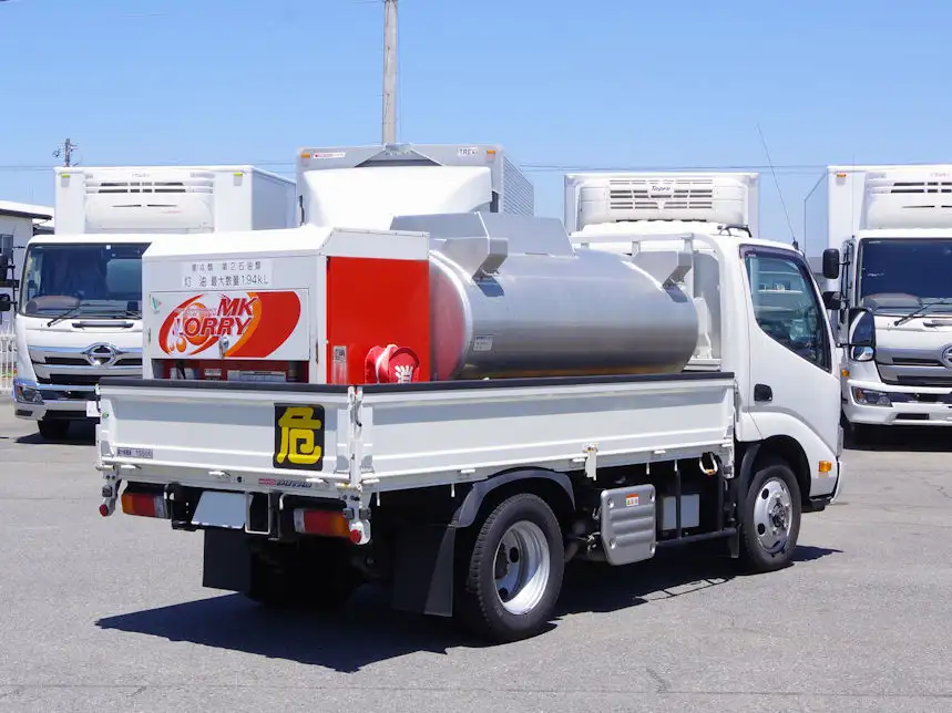日野 デュトロ 小型 タンク車 ローリー 2KG-XZU675Mの中古トラック画像3