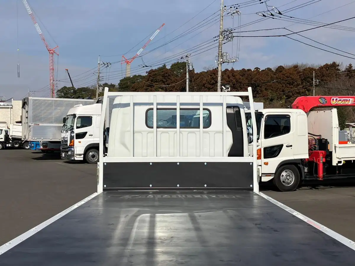 三菱 キャンター 小型 平ボディ 2RG-FEB80 R5の中古トラック画像5