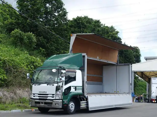 いすゞ フォワード 中型/増トン ウイング エアサス ベッドの中古トラック画像8