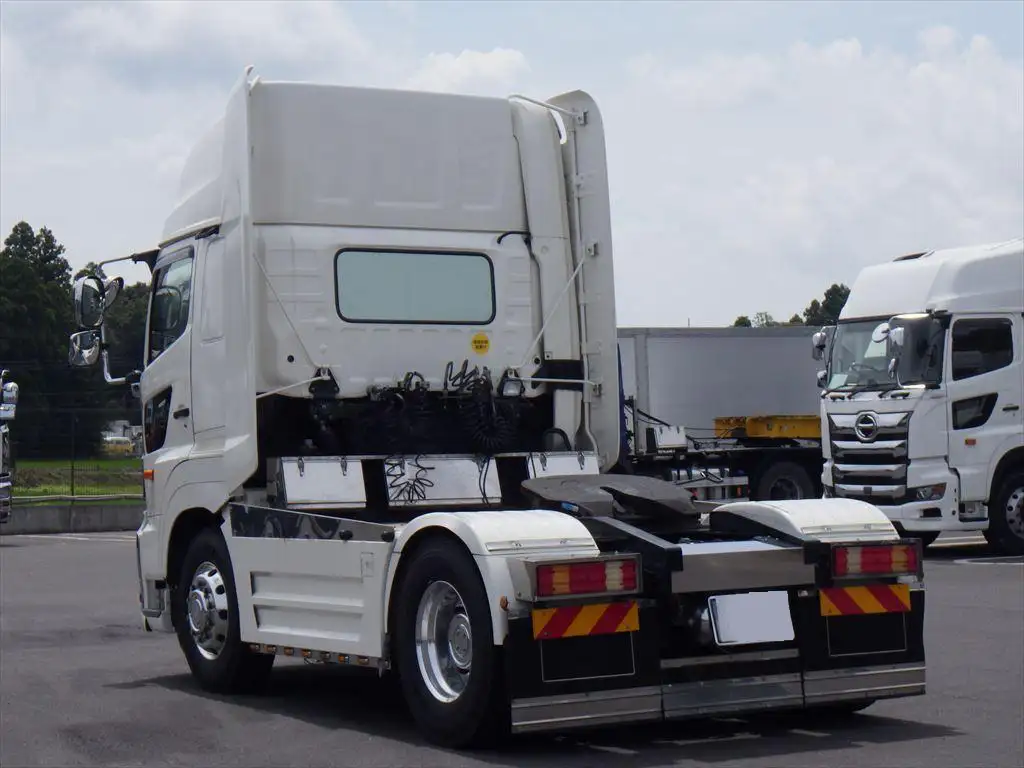 日野 プロフィア 大型 トラクター ハイルーフ 1デフの中古トラック画像4