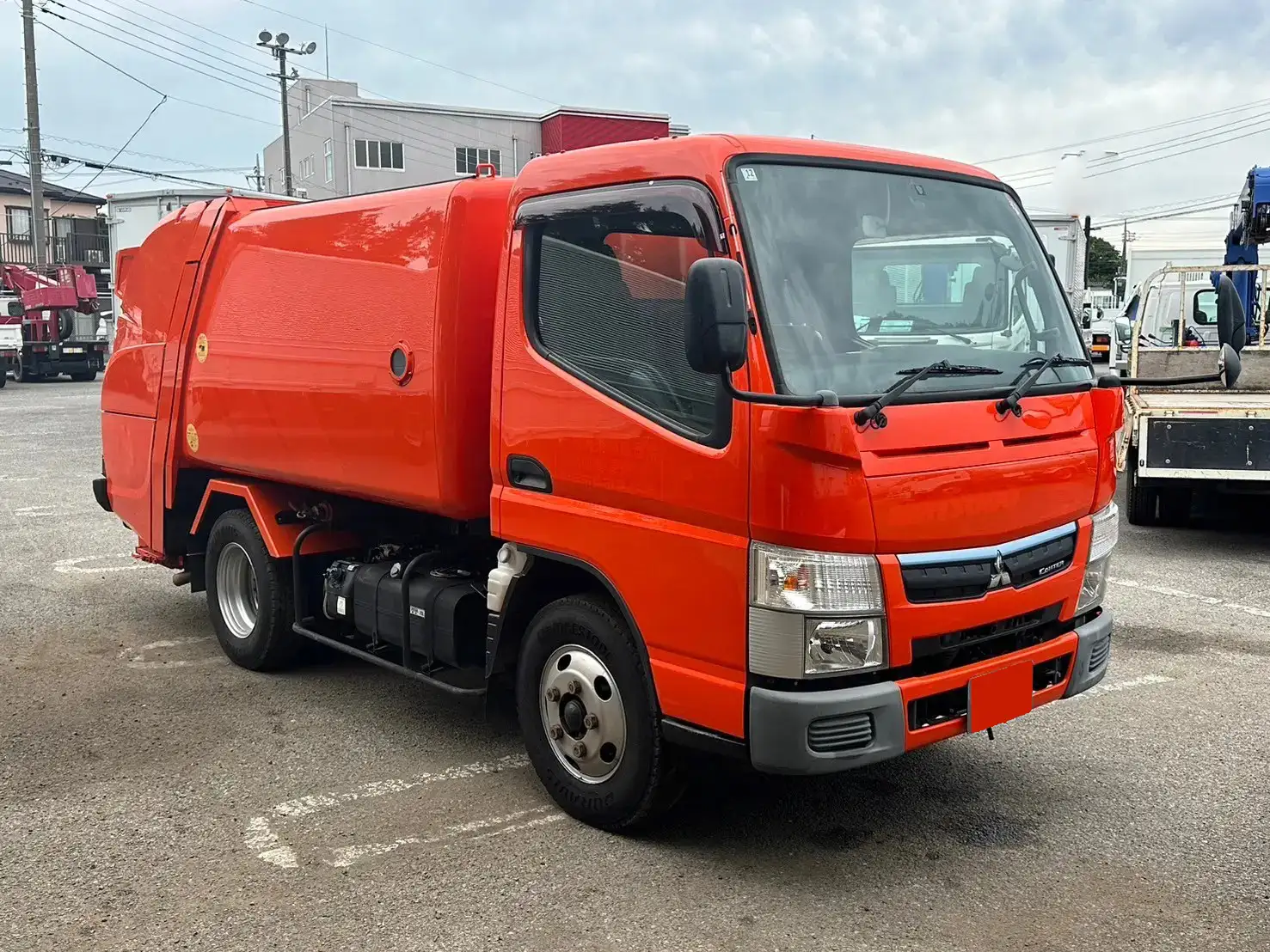 三菱 キャンター 小型 パッカー車 巻き込み式 回転ダンプ式の中古トラック画像2