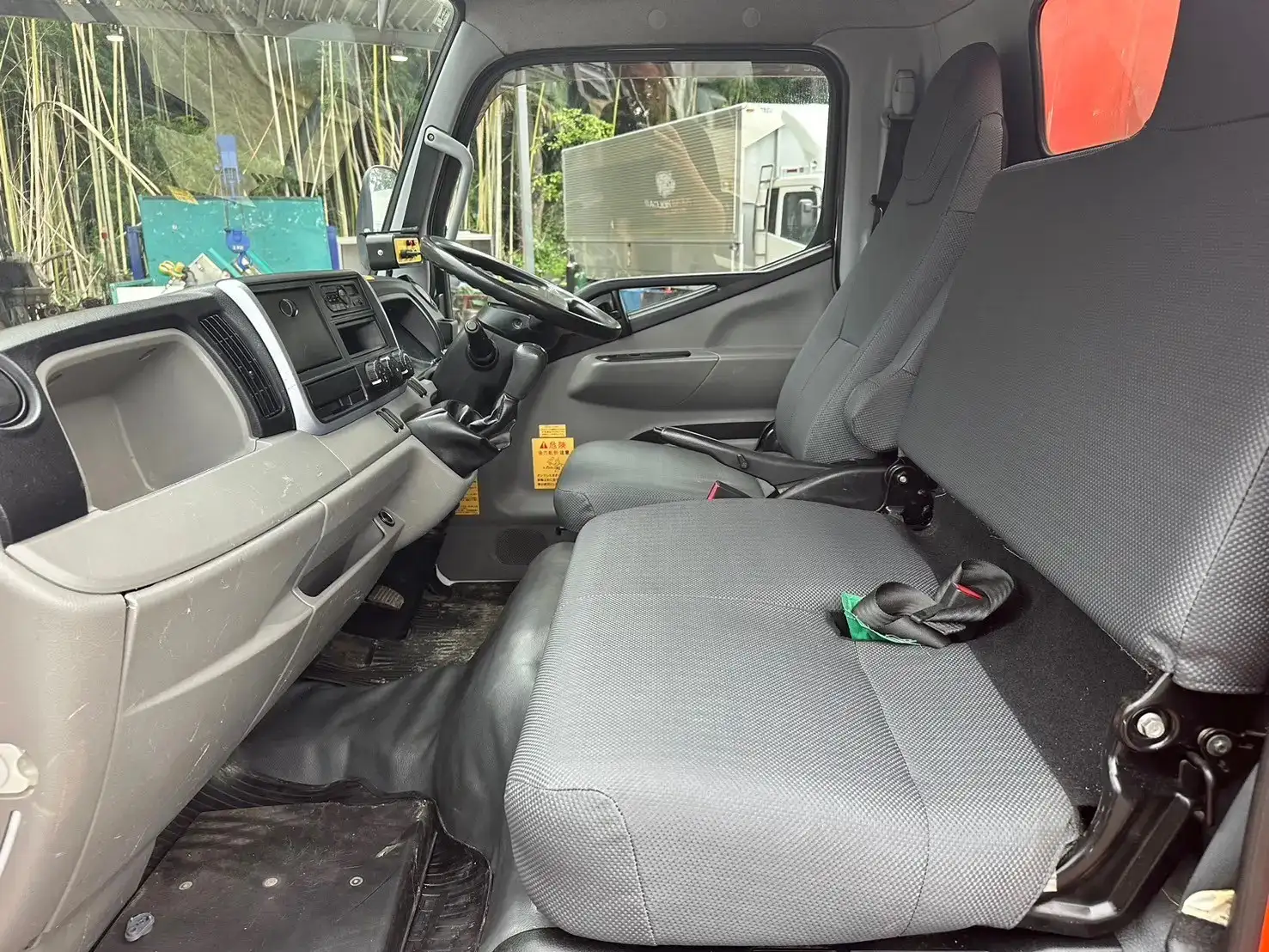 三菱 キャンター 小型 パッカー車 巻き込み式 回転ダンプ式の中古トラック画像12