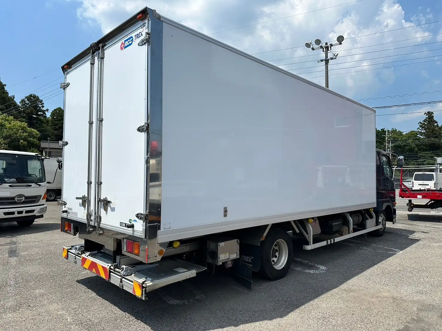 三菱 ファイター 中型/増トン 冷凍冷蔵 ワイド TKG-FK61F の中古