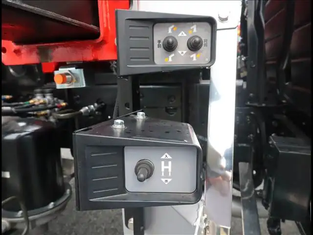 三菱 ファイター 中型/増トン 車両重機運搬 4段クレーン ラジコンの中古トラック画像10