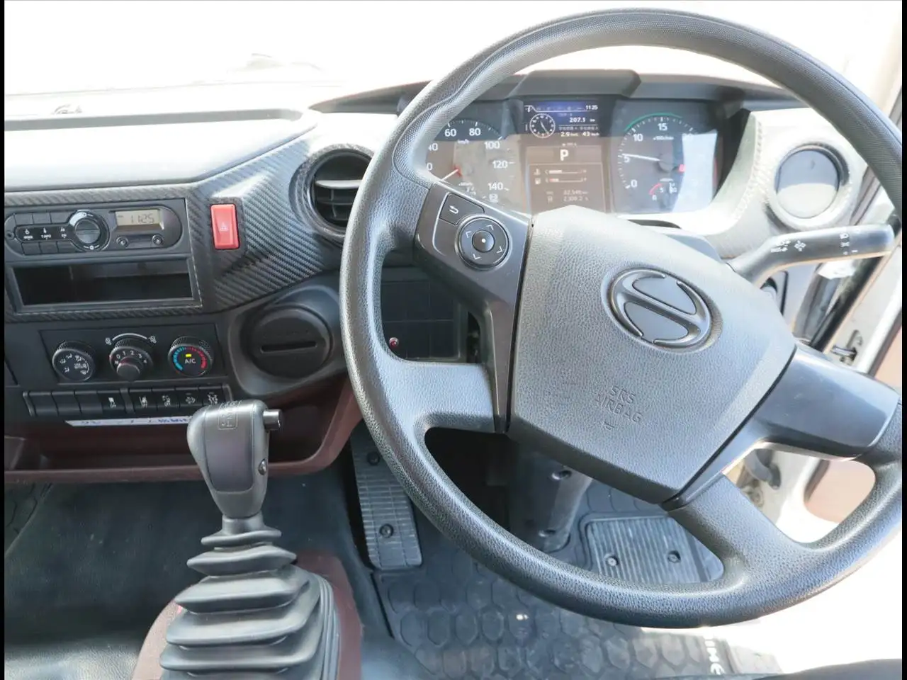 日野 レンジャー 中型/増トン クレーン付 4段 ラジコンの中古トラック画像15