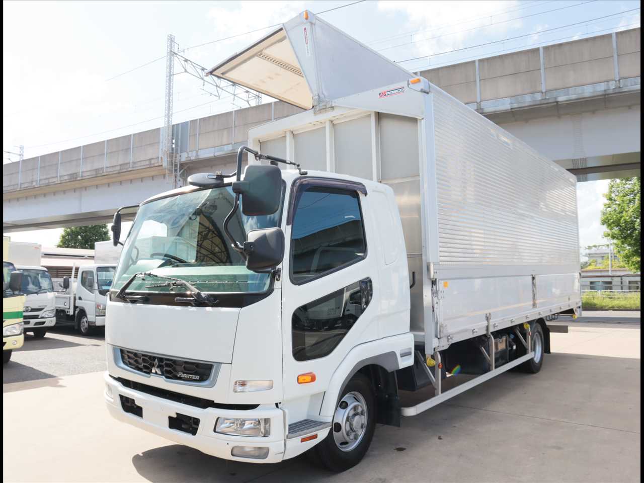 三菱 ファイター 中型/増トン ウイング ワイド 2KG-FK61F