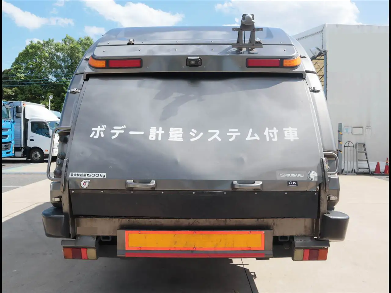 三菱 ファイター 中型/増トン パッカー車 プレス式 PDG-FK71Rの中古トラック画像3