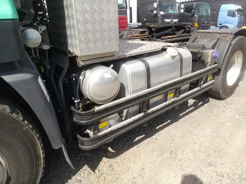 日産UD クオン 大型 トラクター ハイルーフ 1デフの中古トラック画像14