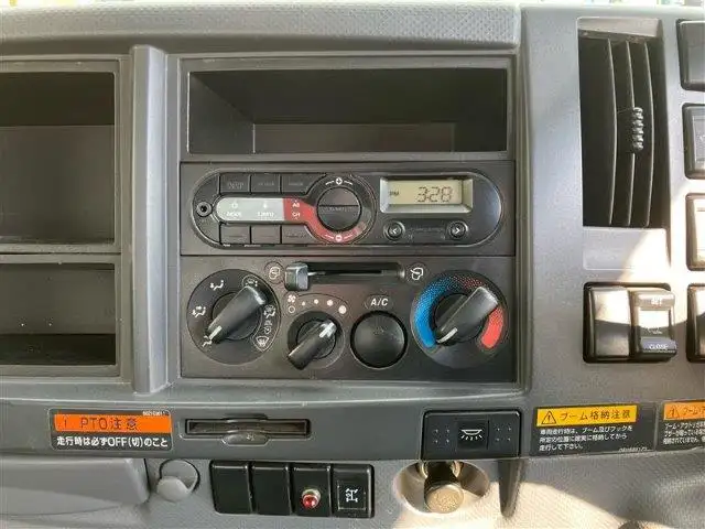 いすゞ フォワード 中型/増トン クレーン付 4段 ラジコンの中古トラック画像13
