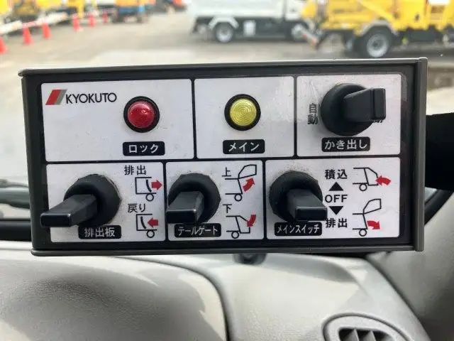 トヨタ ダイナ 小型 パッカー車 プレス式 BJG-XKU304Aの中古トラック画像15