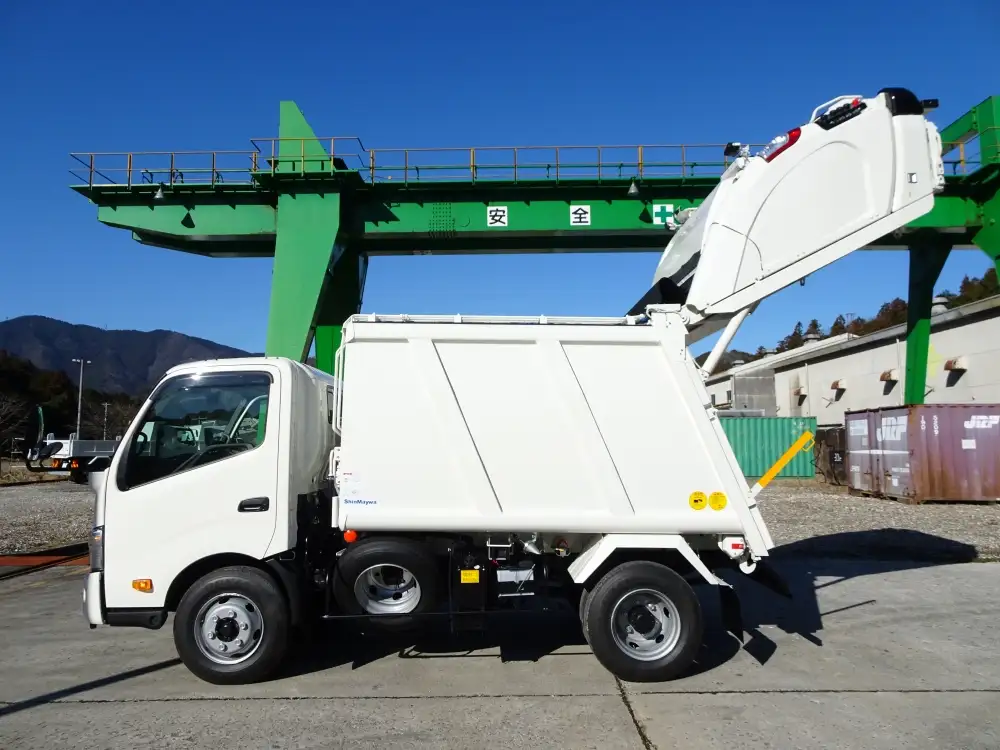 日野 デュトロ 小型 パッカー車 プレス式 2KG-XZU700Xの中古トラック画像3