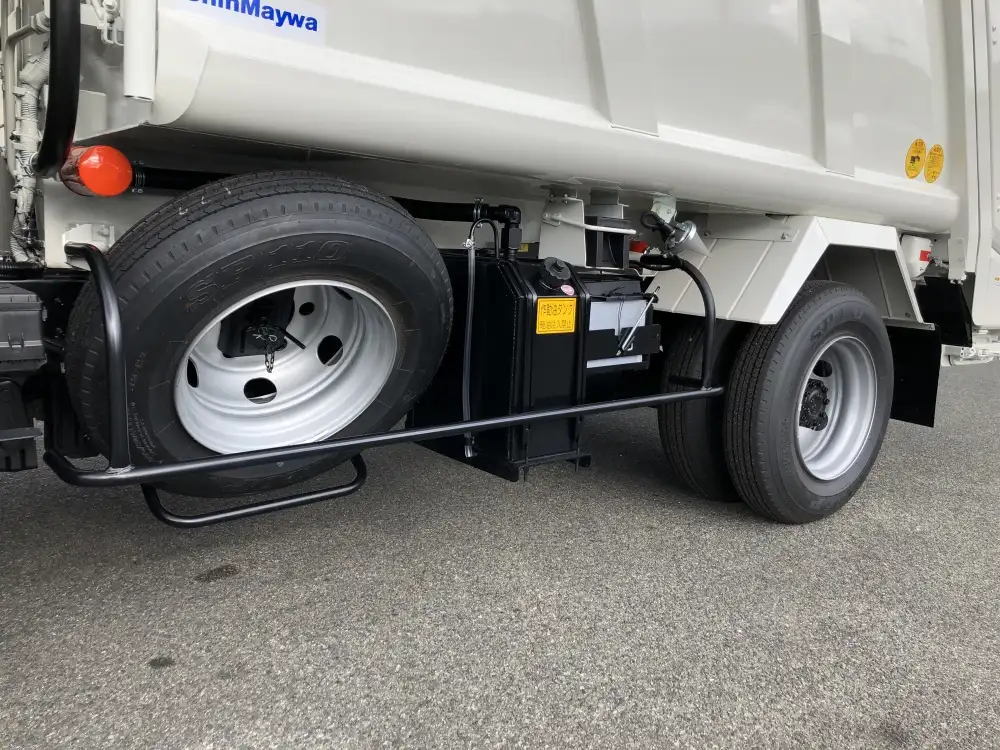 日野 デュトロ 小型 パッカー車 プレス式 2KG-XZU700Xの中古トラック画像11