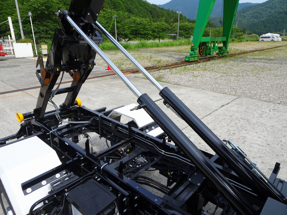 三菱 ファイター 中型/増トン アームロール ツインホイスト 2KG-FK72Fの中古トラック画像13