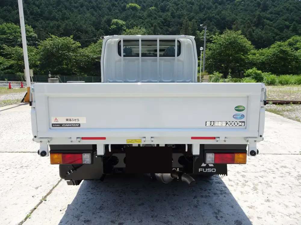 三菱 キャンター 小型 平ボディ Wキャブ 2RG-FBA20の中古トラック画像5