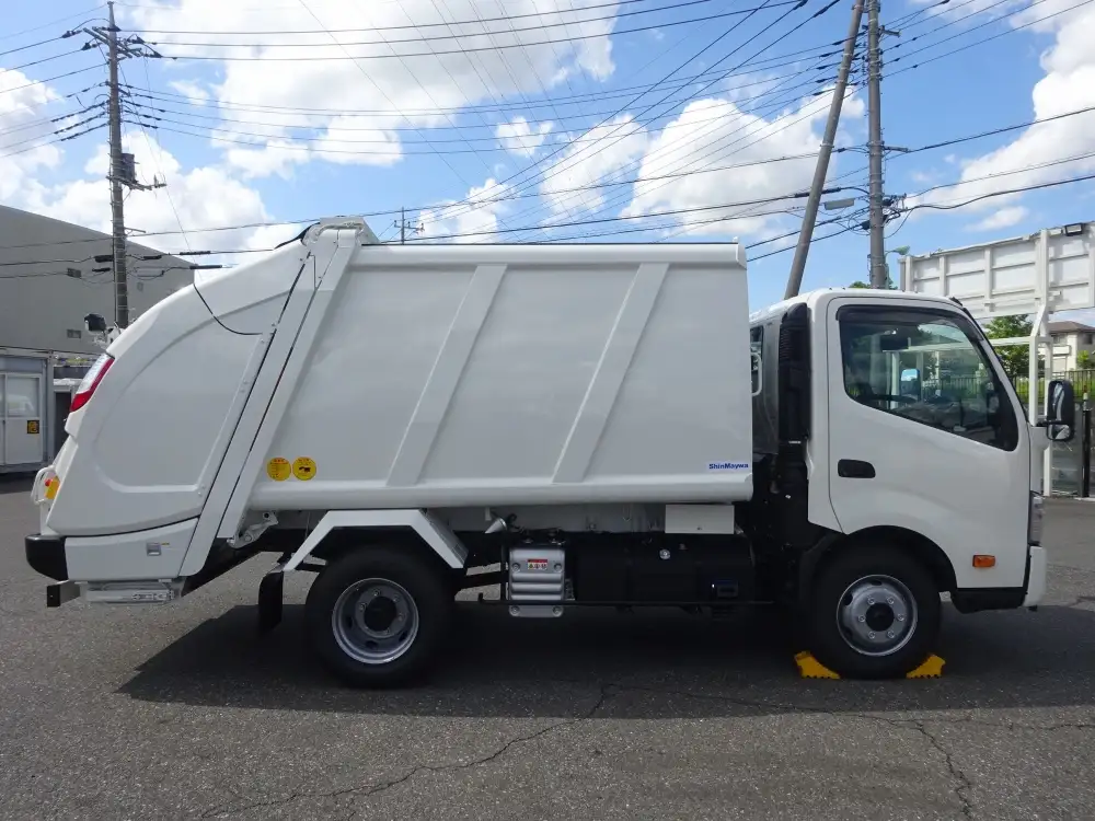 日野 デュトロ 小型 パッカー車 プレス式 2KG-XZU700Xの中古トラック画像3