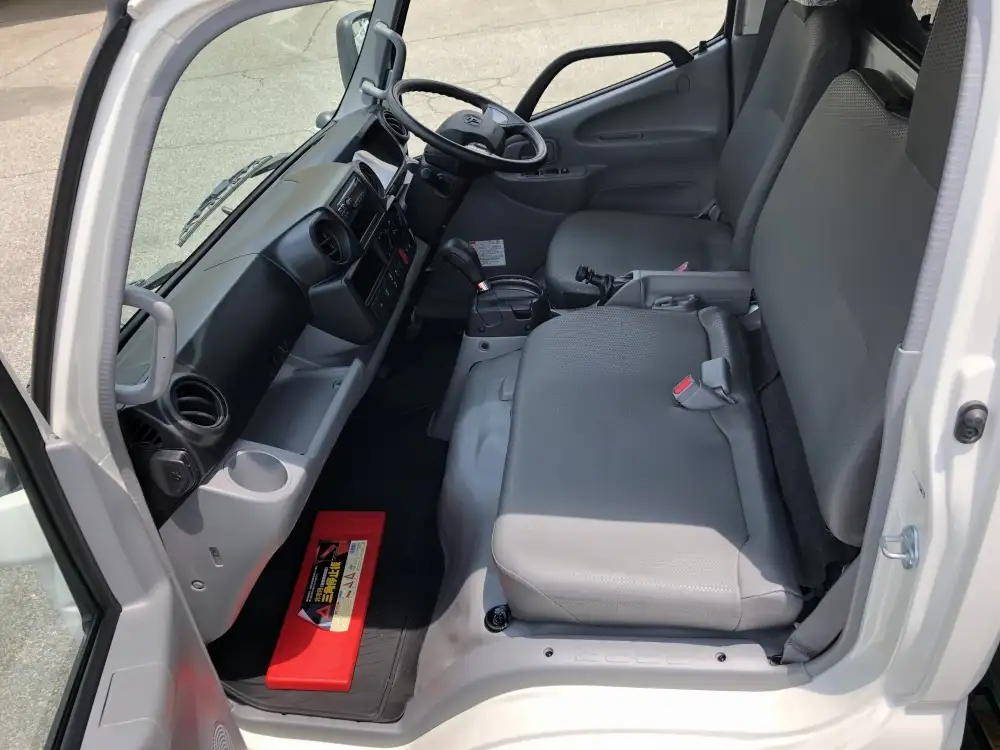 トヨタ ダイナ 小型 平ボディ 幌 2RG-XZU655の中古トラック画像10