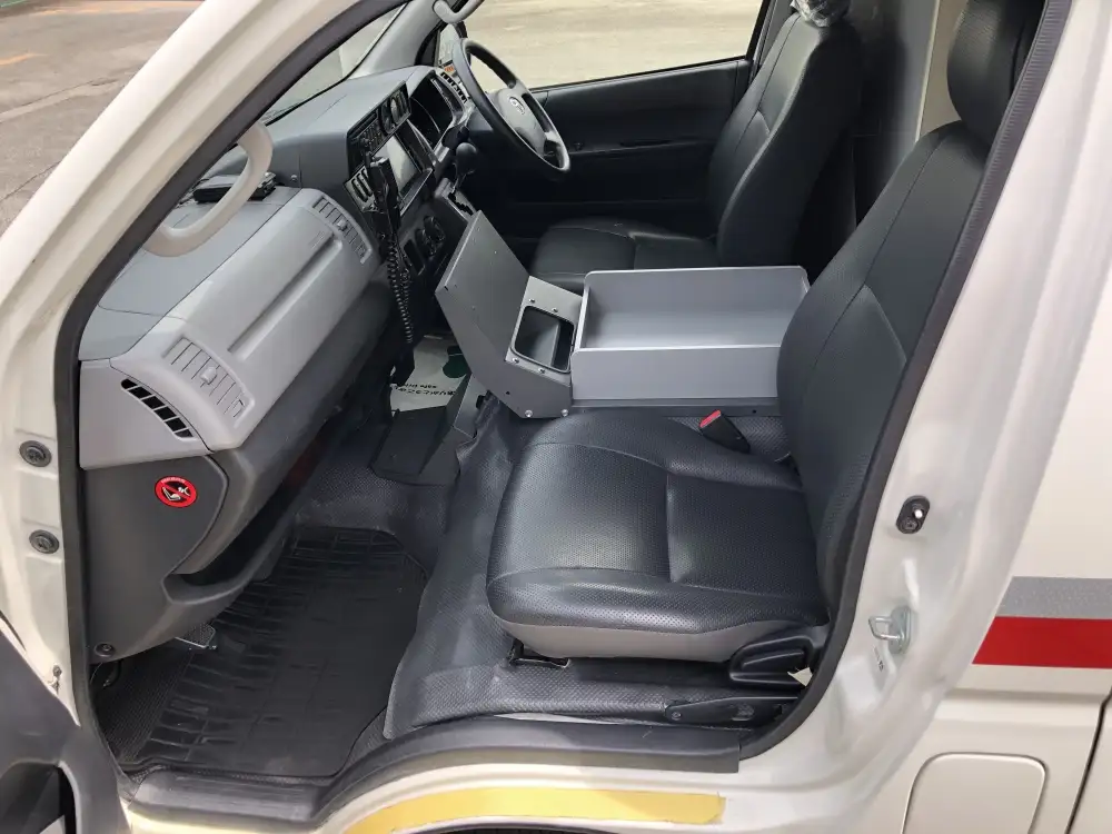 トヨタ ハイエース 小型 特殊車両 CBF-TRH226S H26の中古トラック画像8