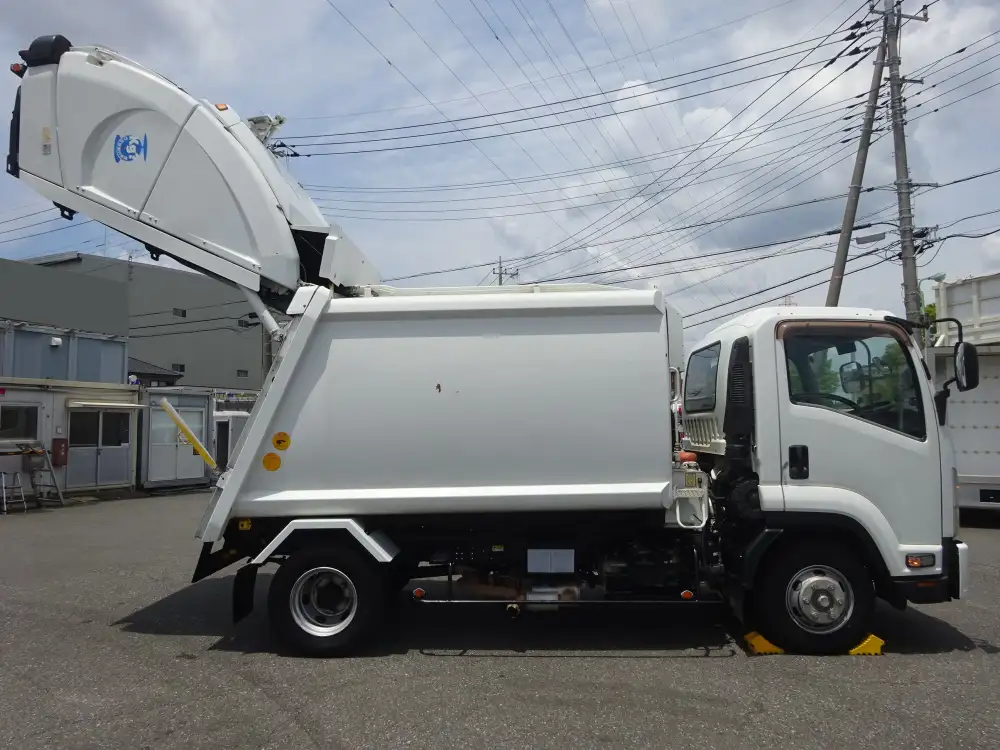いすゞ フォワード 中型/増トン パッカー車 プレス式 SKG-FRR90S2の中古トラック画像4