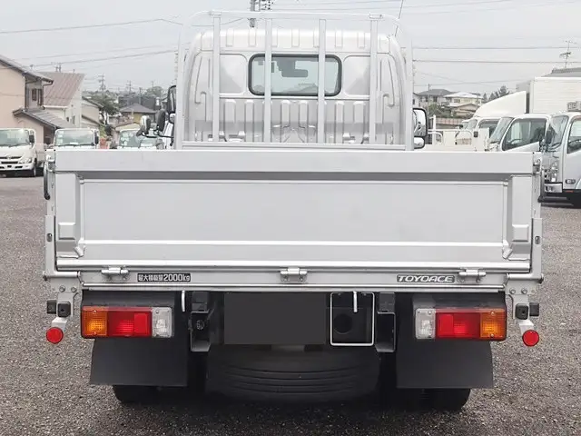 トヨタ トヨエース 小型 平ボディ TPG-XZU645 H30の中古トラック画像4
