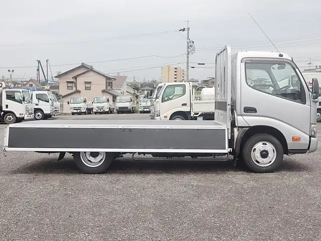 トヨタ トヨエース 小型 平ボディ TPG-XZU645 H30の中古トラック画像8