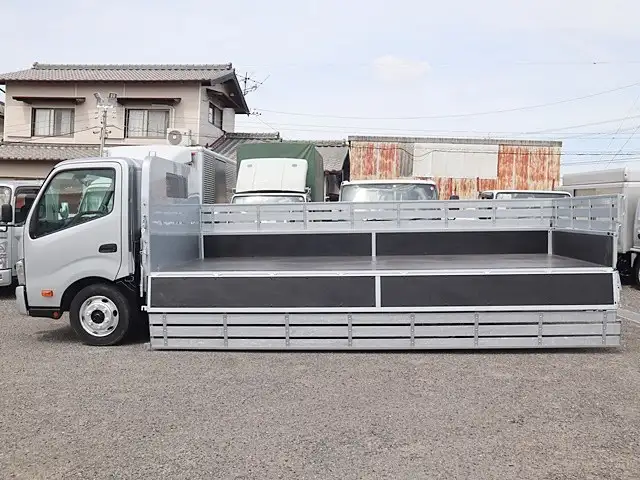 トヨタ トヨエース 小型 平ボディ 床鉄板 2KG-XZU722の中古トラック画像6