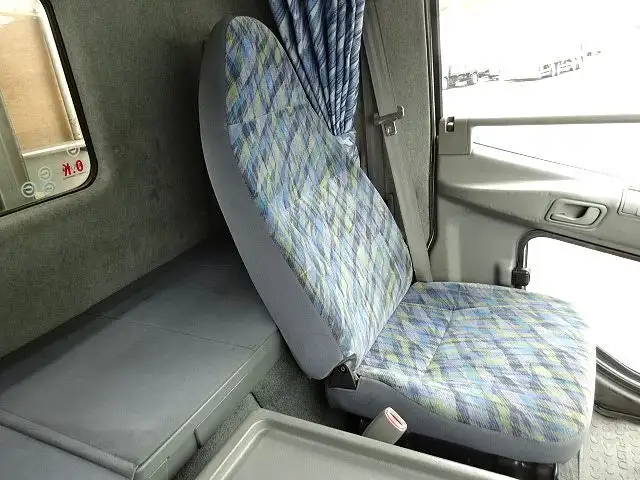 三菱 ファイター 中型/増トン 平ボディ アルミブロック ベッドの中古トラック画像9