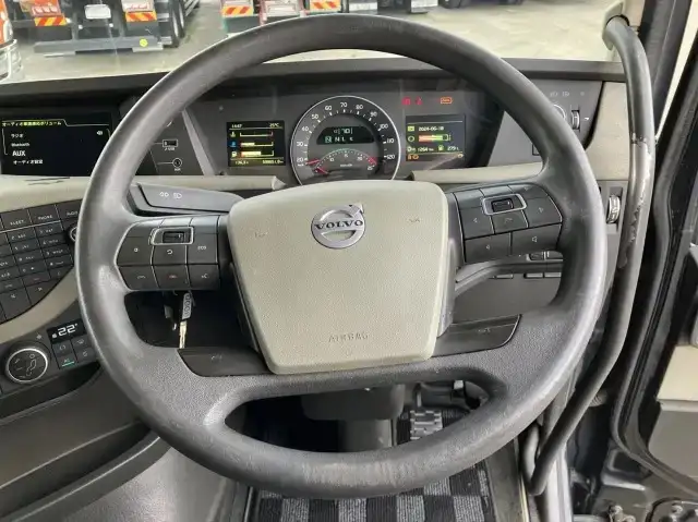ボルボ トラック 大型 トラクター ハイルーフ 1デフの中古トラック画像8