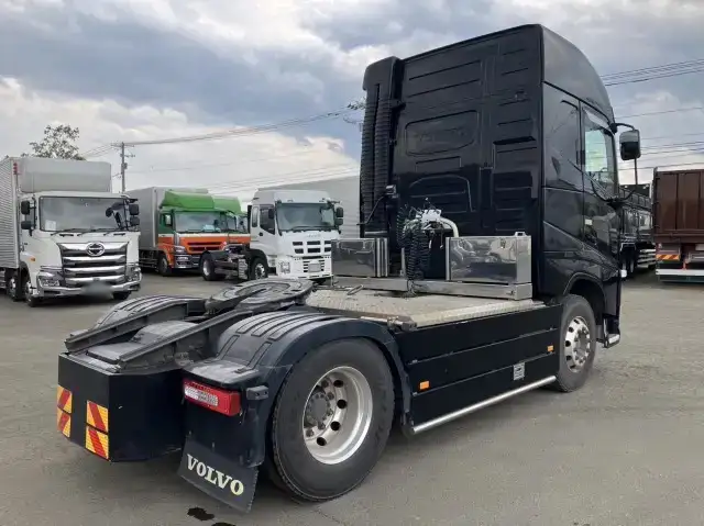 ボルボ トラック 大型 トラクター ハイルーフ 1デフの中古トラック画像2