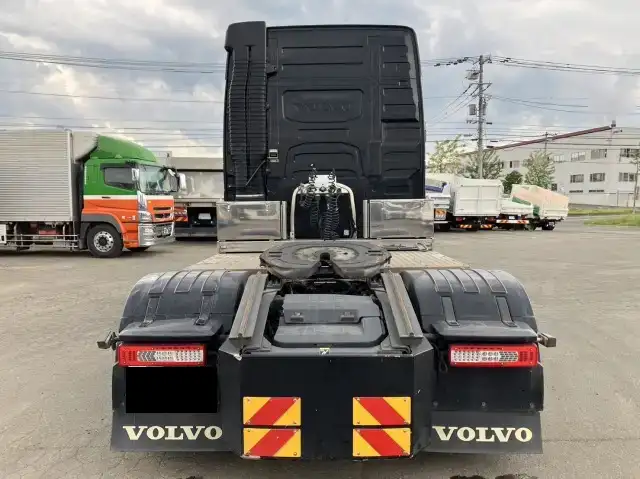 ボルボ トラック 大型 トラクター ハイルーフ 1デフの中古トラック画像3