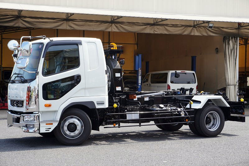 三菱 ファイター 中型/増トン アームロール 2KG-FK62FZ