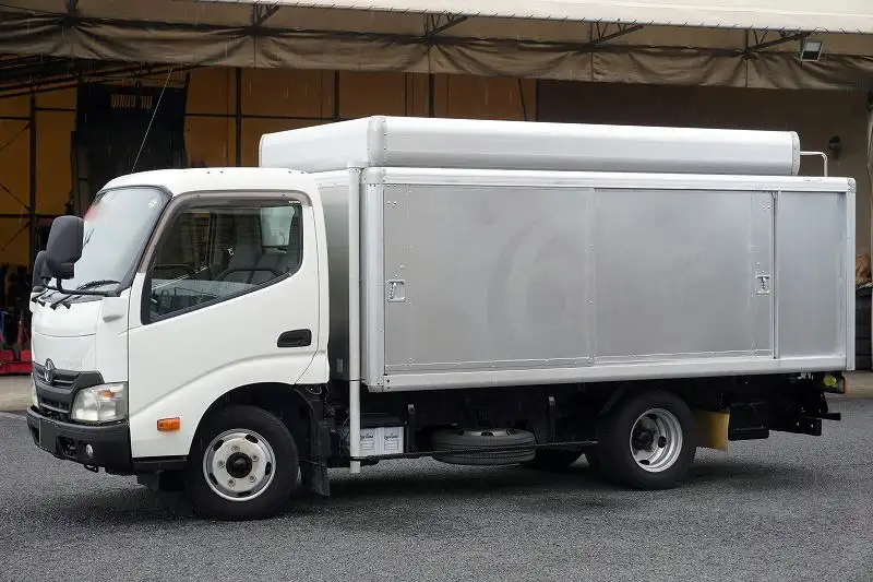 トヨタ ダイナ 小型 アルミバン ボトルカー TKG-XZC645の中古トラック画像1