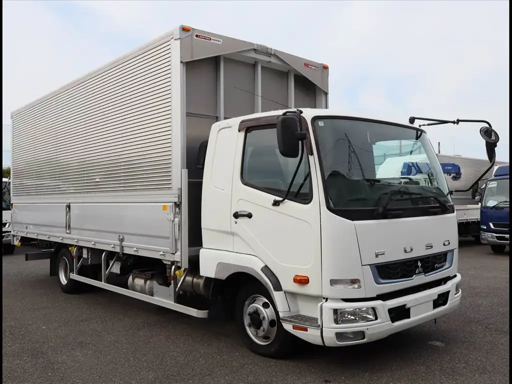 三菱 ファイター 中型/増トン ウイング ベッド 2KG-FK61Fの中古トラック画像2