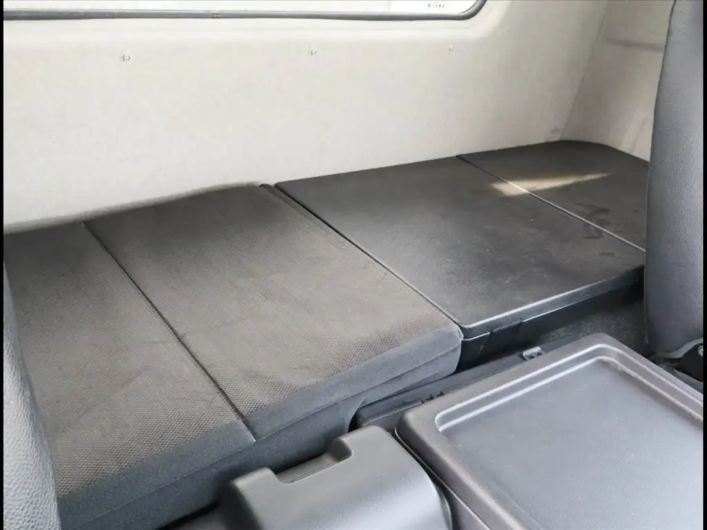 三菱 ファイター 中型/増トン ウイング ベッド 2KG-FK61Fの中古トラック画像15